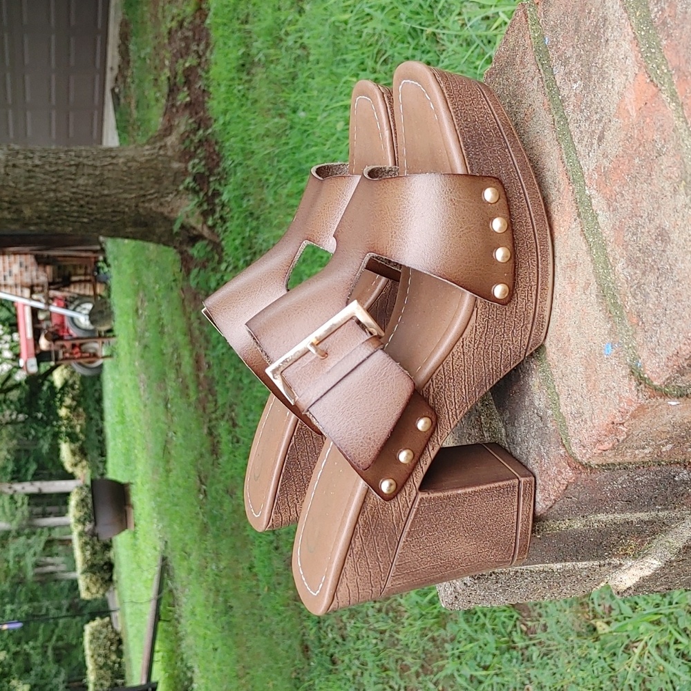 Cato Greenish Brown Heeled Mule Sandal Side 8